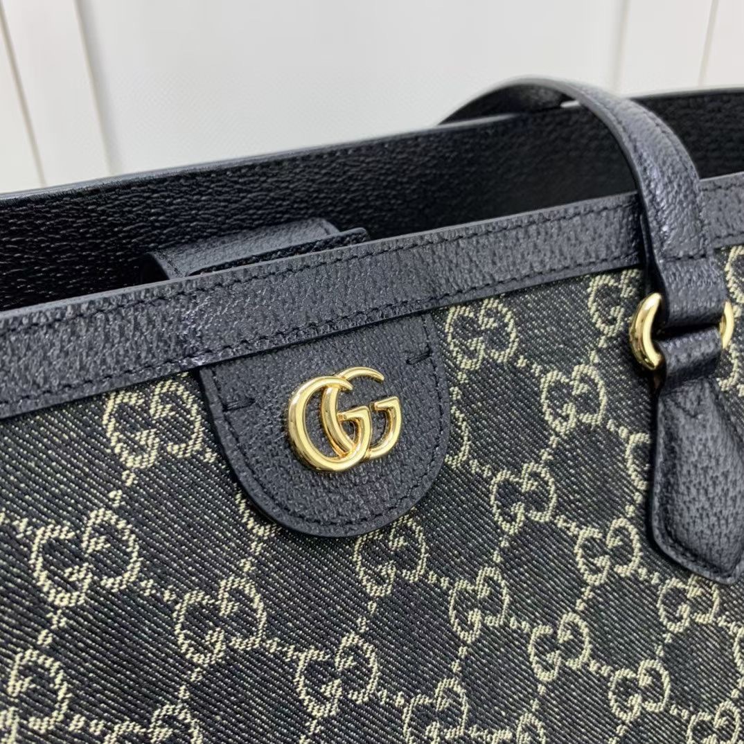 Gucci Shopping Bags